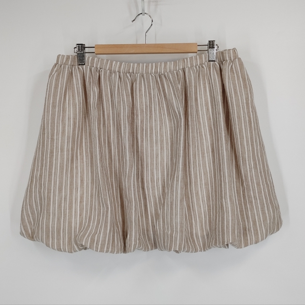 Reitmans Bubble Mini Skirt